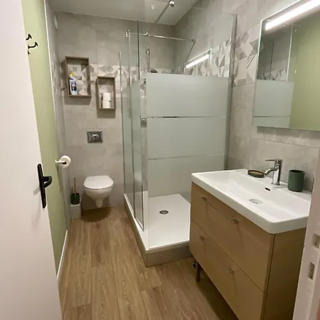 شقة Meuble 26m² Refait A Neuf