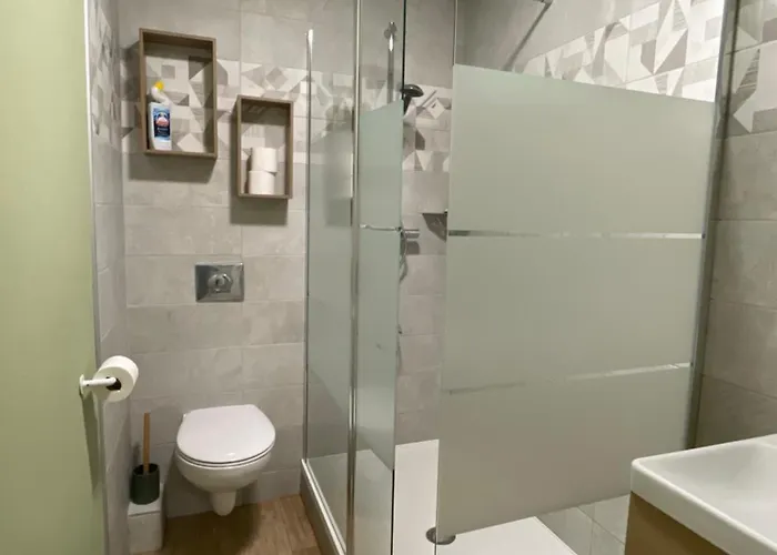 Meuble 26m² Refait A Neuf Lägenhet