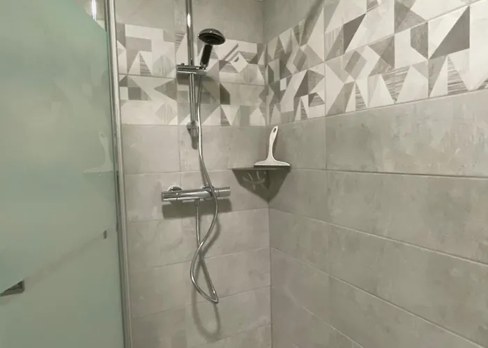 Lägenhet Meuble 26m² Refait A Neuf Bagnoles de l'Orne Normandie